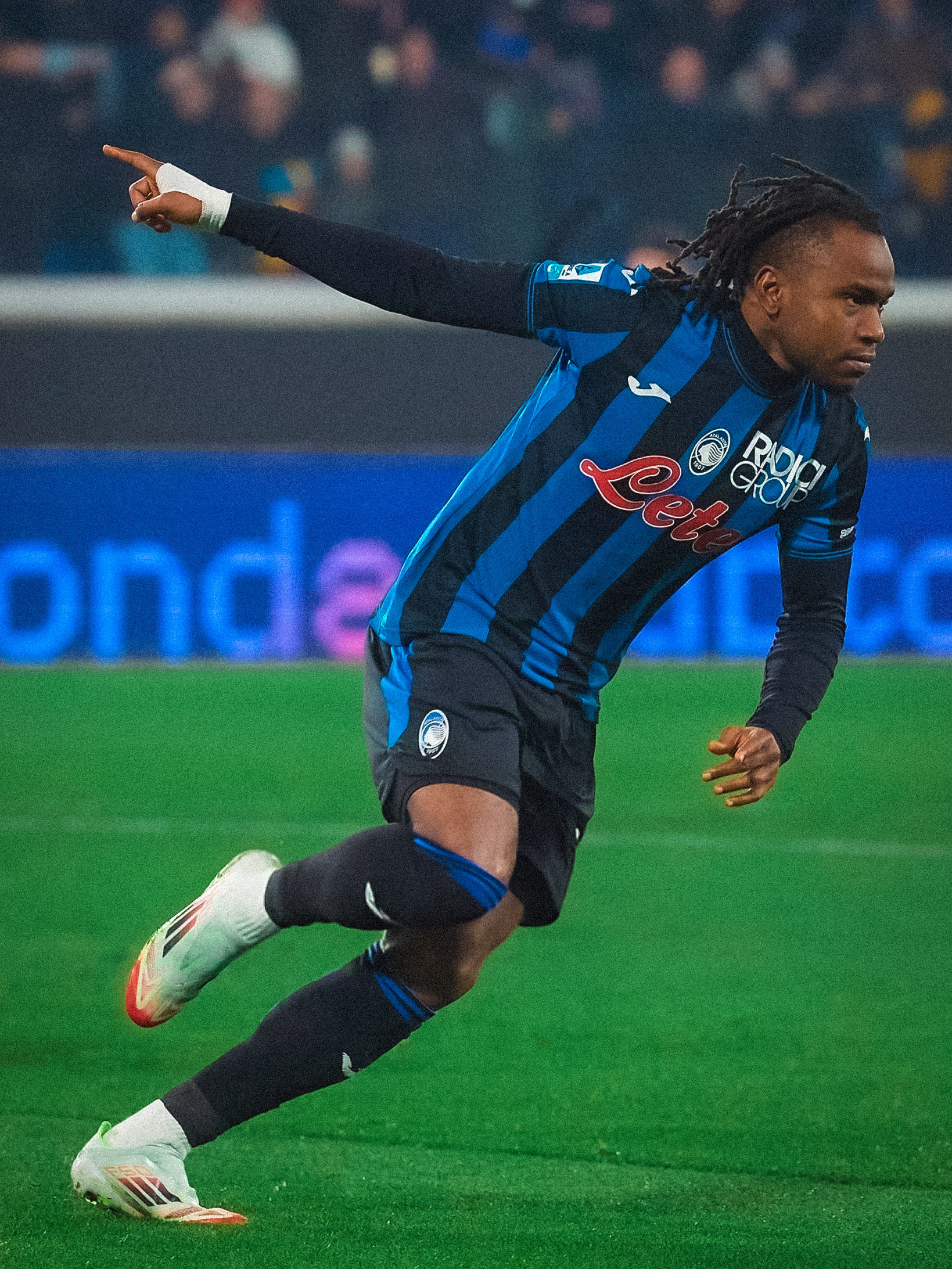 Lookman's fine strike insufficient in Napoli's defeat