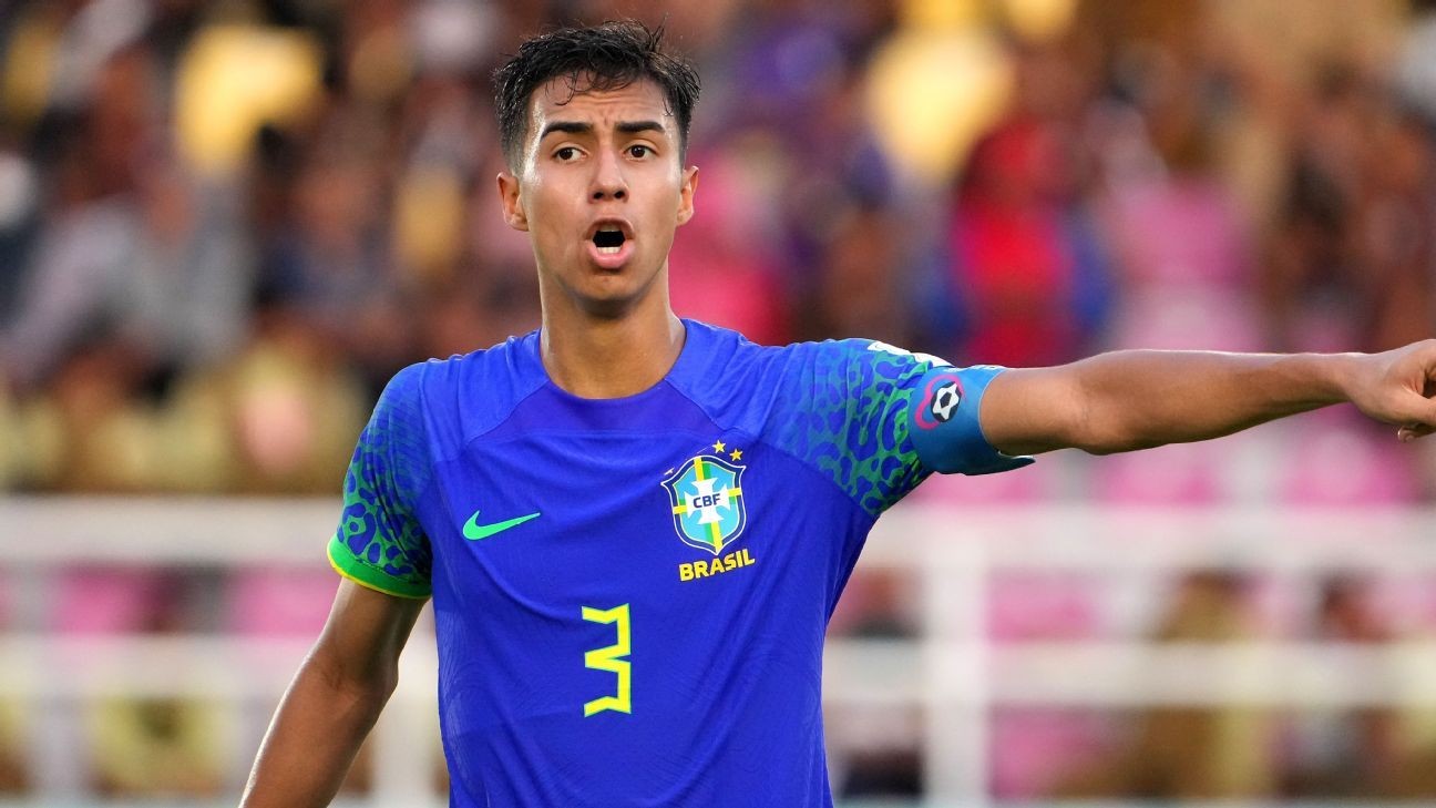 Sources: Man City chase Brazil teen Vitor Reis