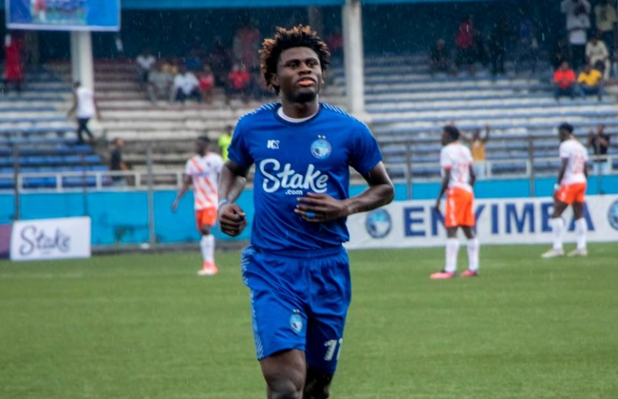 Daniel Daga bids emotional farewell to Enyimba International after Molde FK move