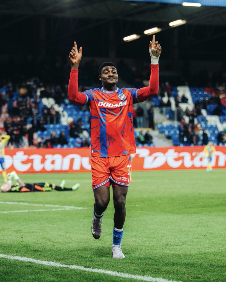 MOL Cup: Rafiu Durosinmi on target as FC Viktoria Plzen pick quarterfinals slot