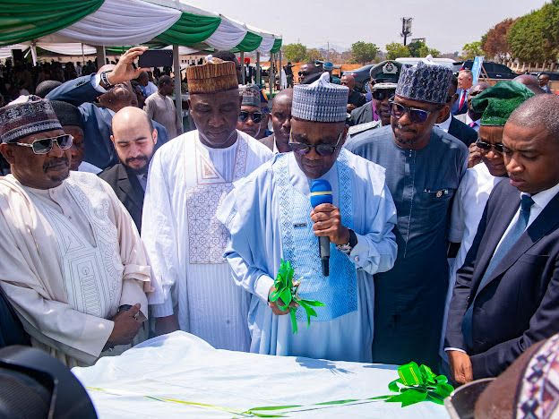 Prominent Nigerians, stakeholders, legends commend Gusau-led NFF as massive project begins