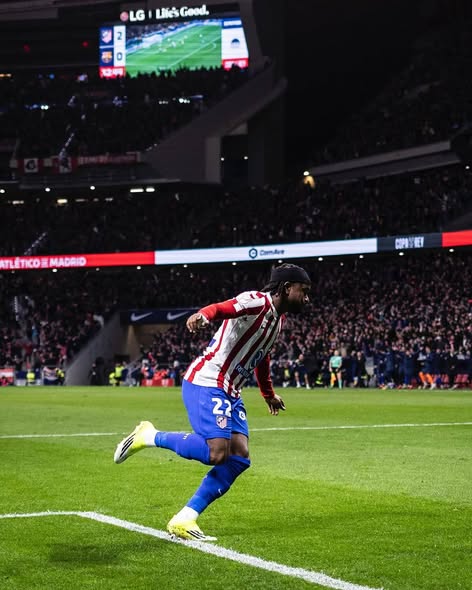 Lookman Shines as Atlético Thrash Barcelona 4-0 in Copa del Rey Semi-Final First Leg