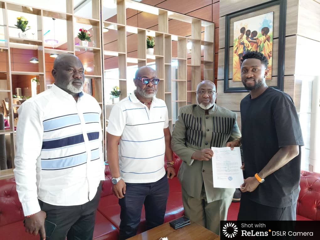 NFF Delegation Visits Ndidi Ahead of Father’s Burial