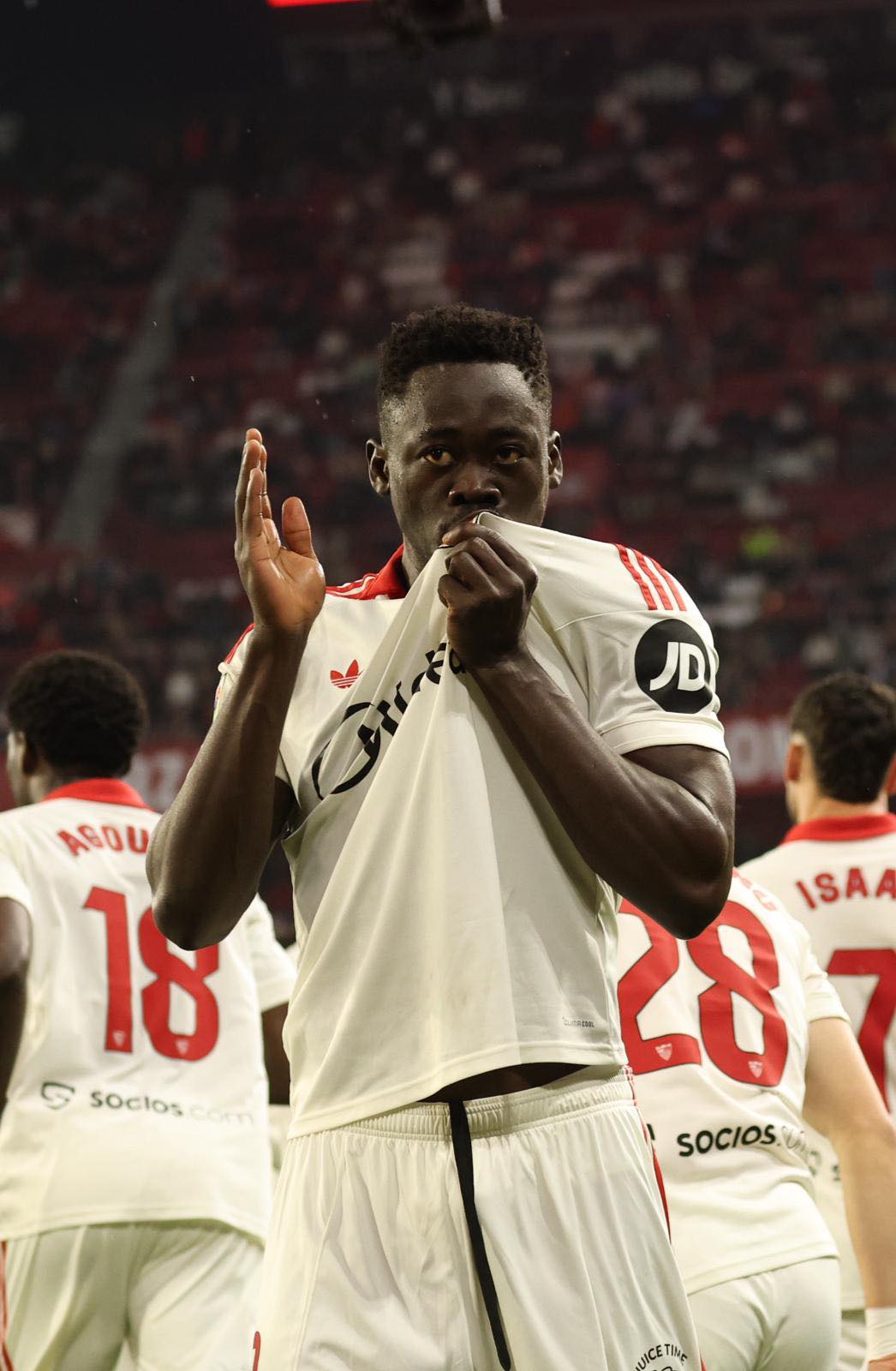 Akor Adams Scores as Sevilla Edge Atlético Madrid in La Liga Clash