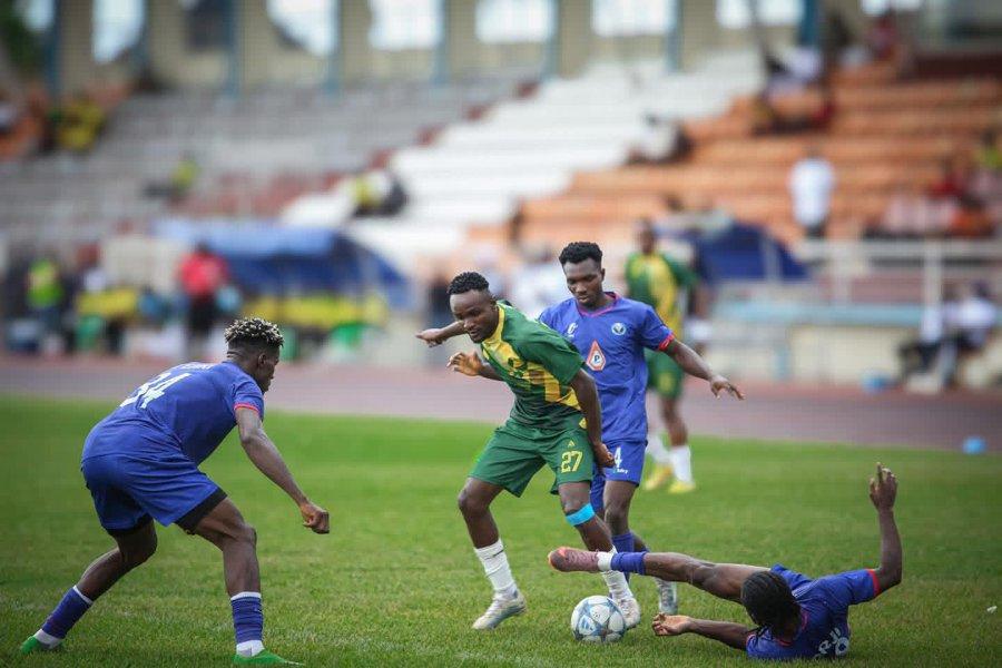 NPFL Sanctions Warri Wolves Over Security Breach, Fan Misconduct