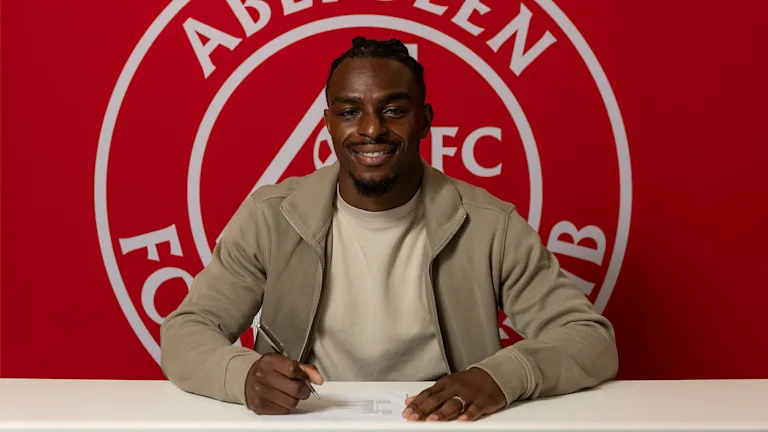 Olusanya Seals Permanent Return To Aberdeen On Two-Year Deal