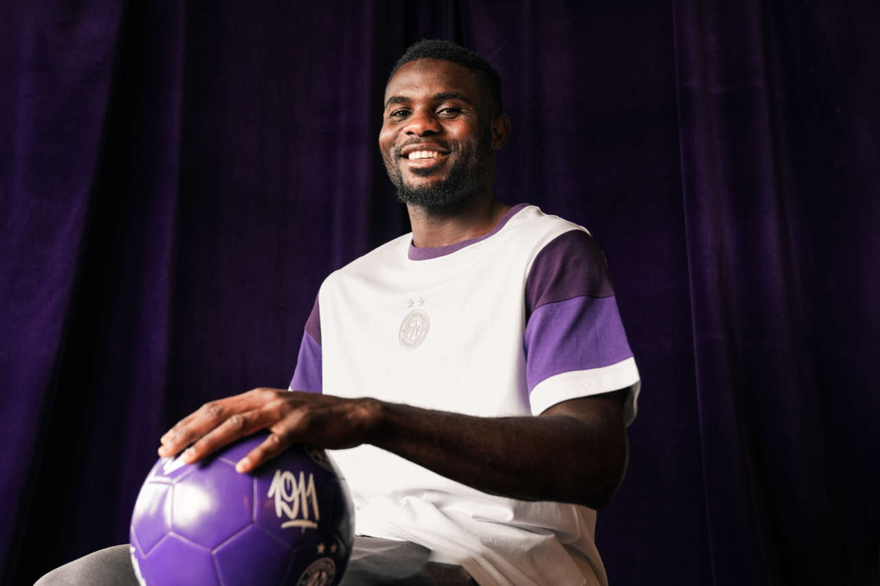 Austria Wien Complete Signing of Nigerian Defender Ibrahim Buhari