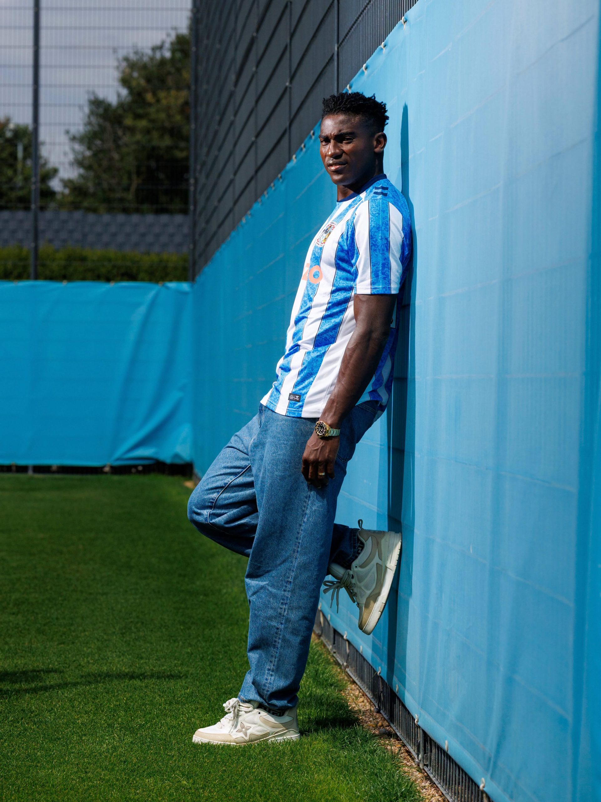 Awoniyi Promises Goals Ahead of Coventry’s Premier League Return
