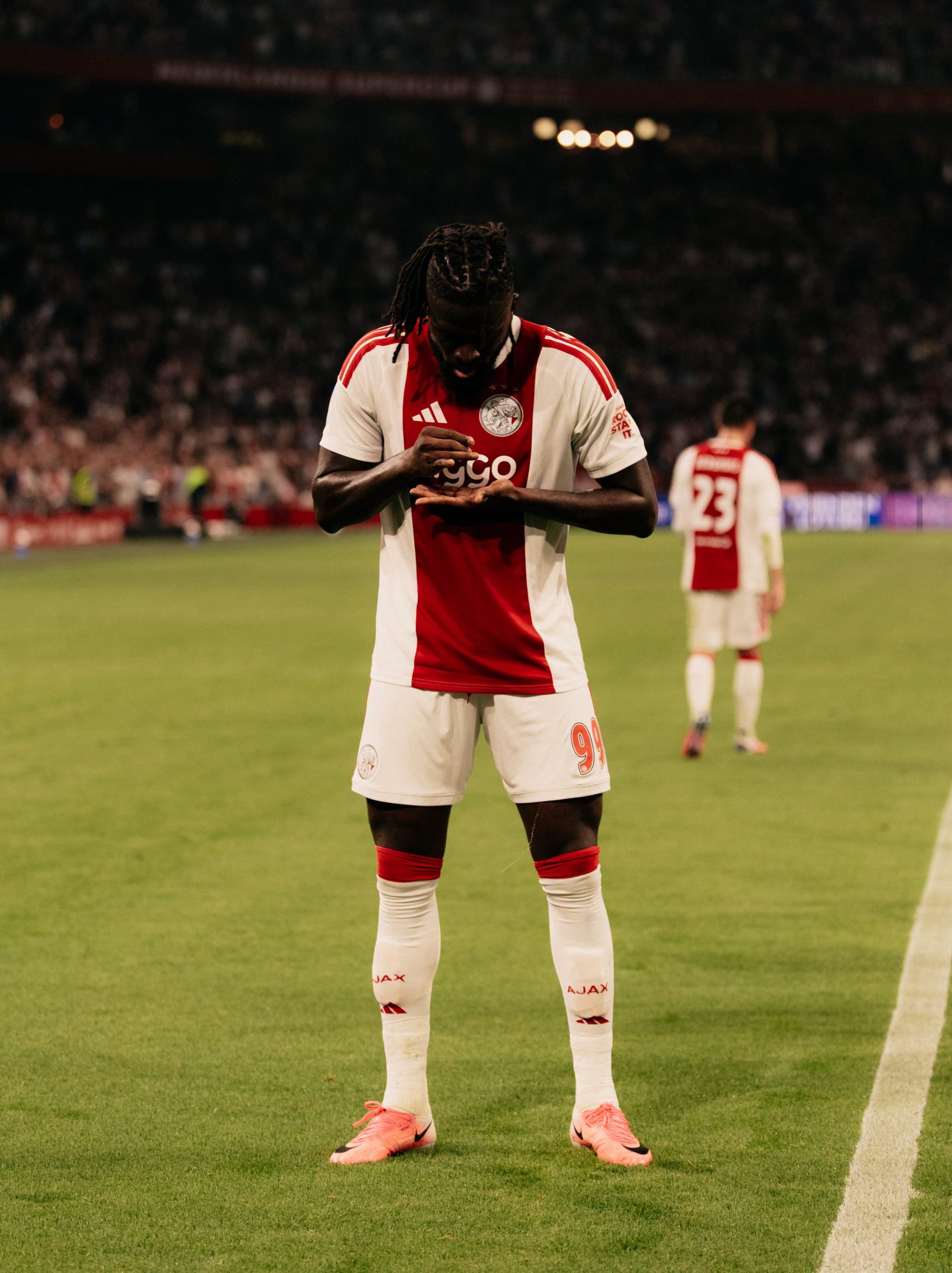 Arokodare: ‘If the Team Win, We All Win’ After Ajax Brace