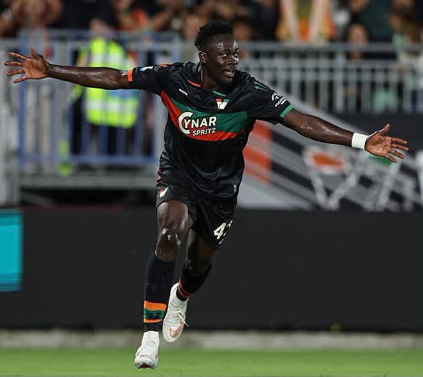 Akor Adams Scores First Serie A Goal as Venezia Suffer Heavy Fiorentina Defeat