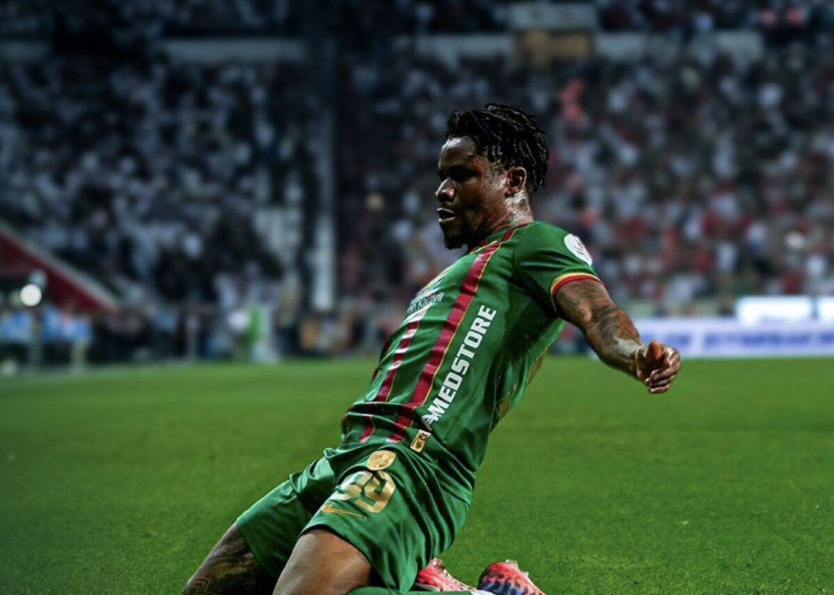 Gift Orban Scores and Assists as Amedspor Shock Besiktas